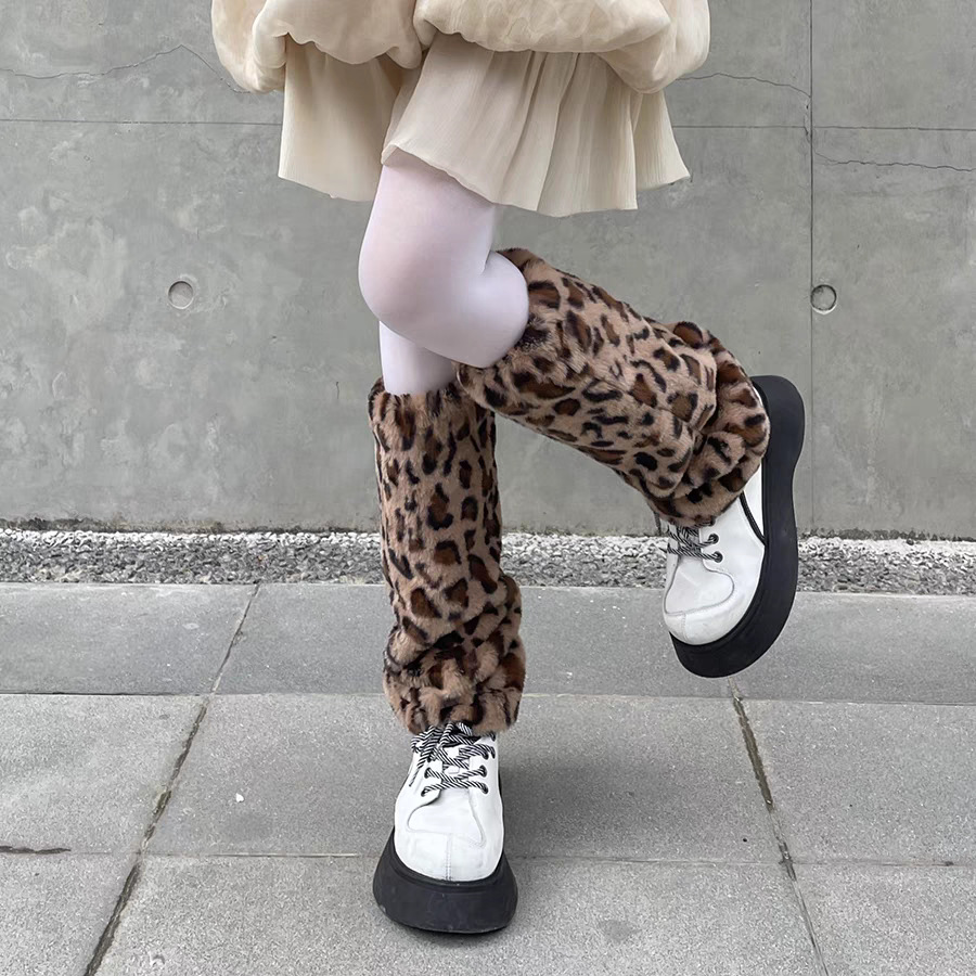 Boot Sock Slouchy - Ocieplacze na nogi w panterkę z